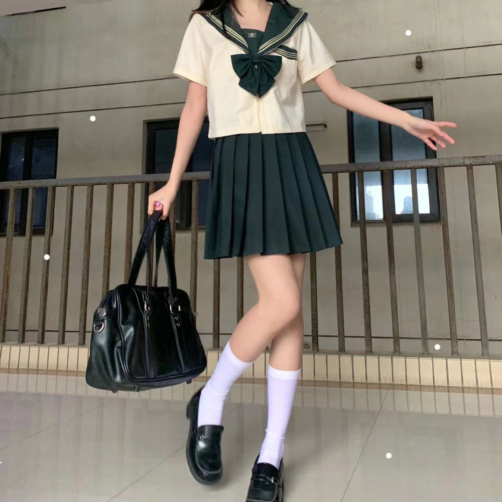 Lovely white uniform dark-green cosplay