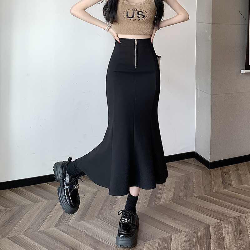 Black split package hip slim long skirt for women