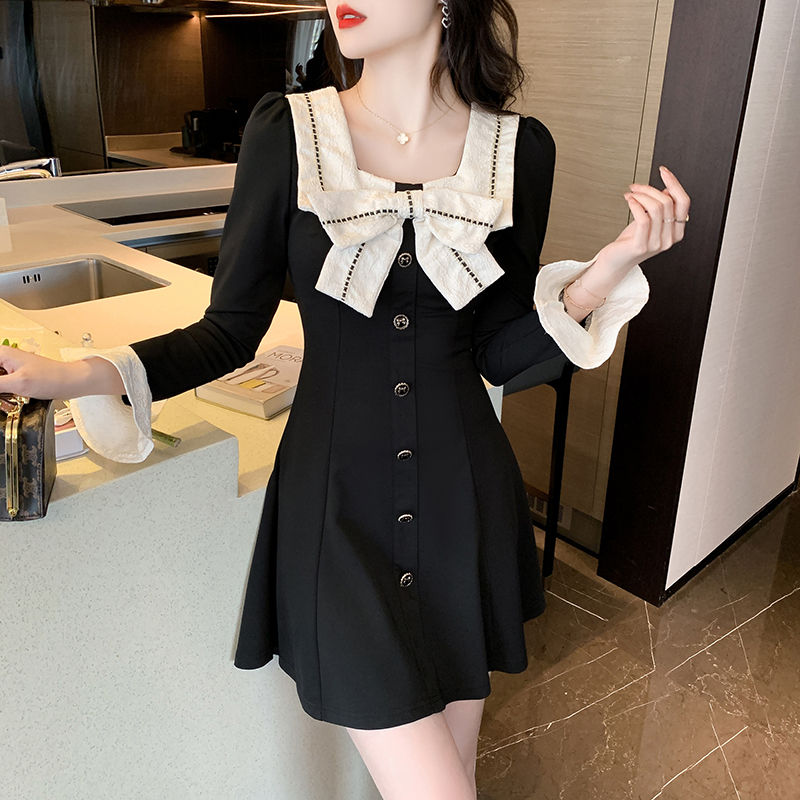 Bow knitted slim square collar dress for women