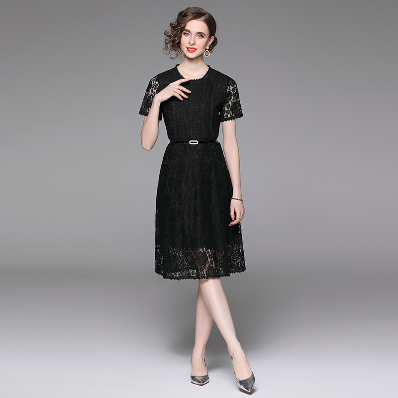 Pinched waist long hollow temperament lace long dress