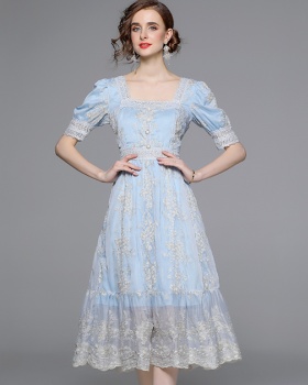 Retro embroidery long dress France style pinched waist dress