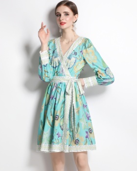 Short spring printing V-neck waist long sleeve frenum dress