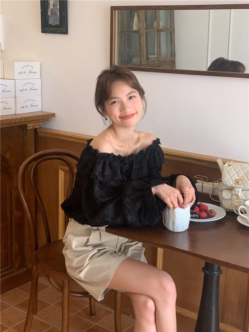 Sweet Korean style flat shoulder chiffon shirt