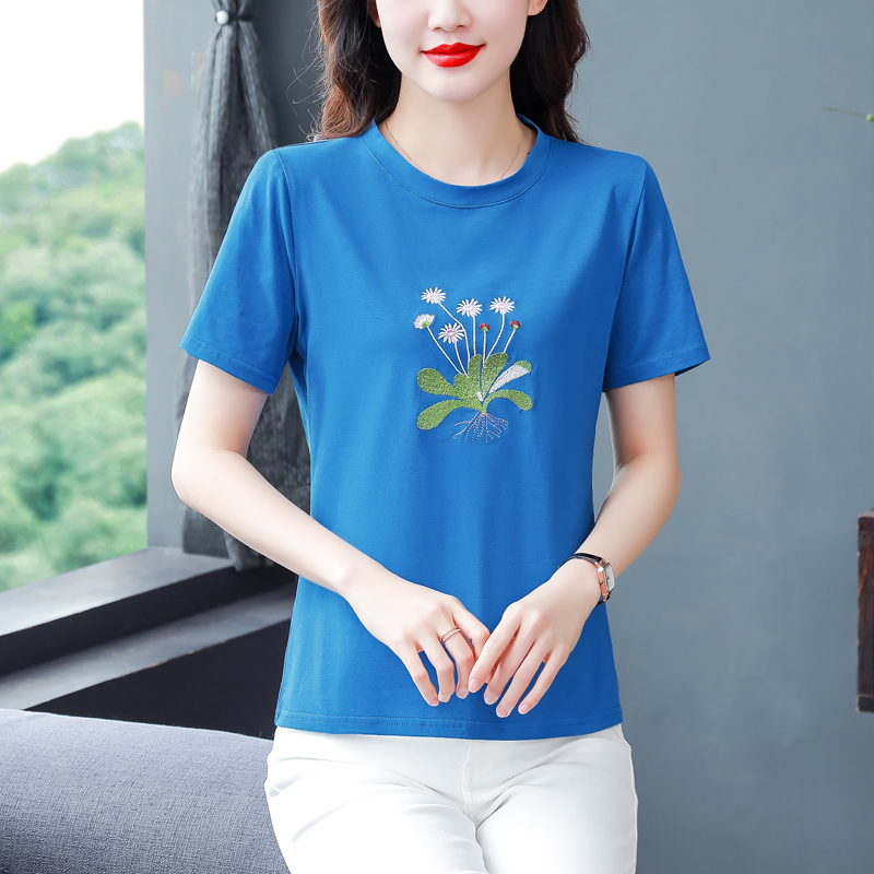 Embroidery short sleeve round neck T-shirt