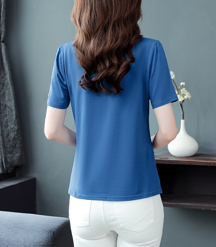 Casual round neck embroidery pure simple T-shirt for women