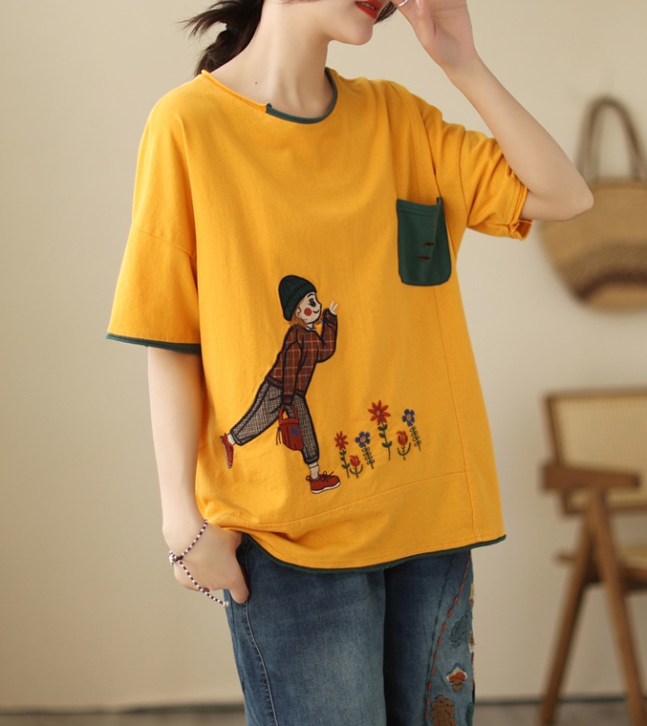 Summer patch large yard embroidered T-shirt for women