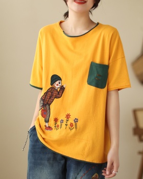 Summer patch large yard embroidered T-shirt for women