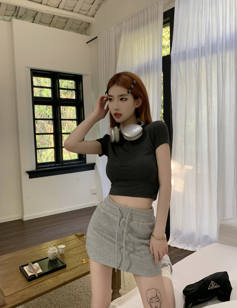 Casual pure short skirt gray tops a set for women