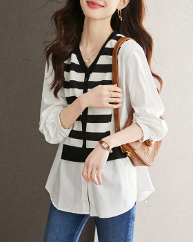 Spring stripe shirt Pseudo-two loose tops for women