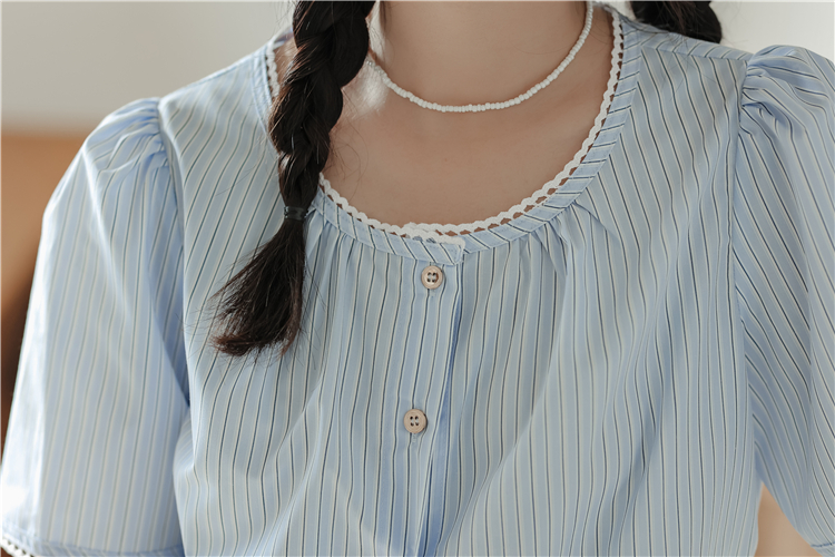 Simple summer stripe spicegirl round neck short sleeve shirt