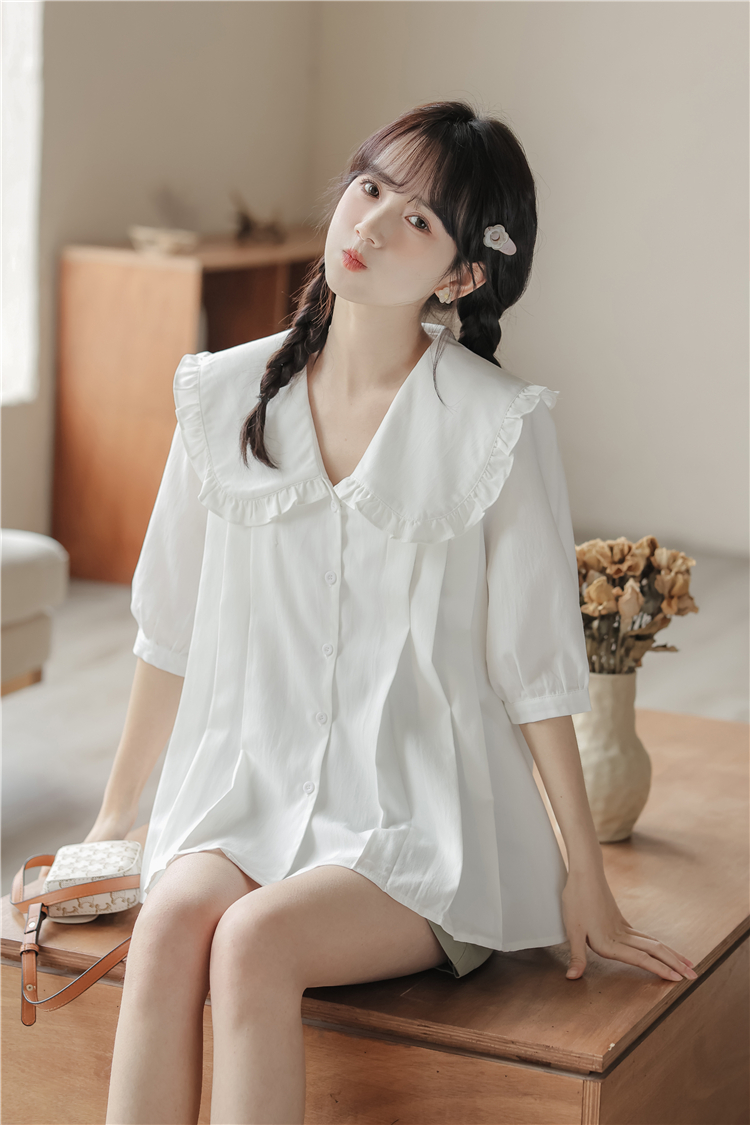 Short sleeve sweet white puff sleeve shirt for women