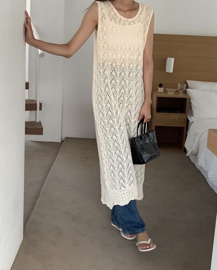 Simple knitted sleeveless hollow Casual halter dress