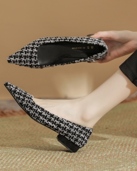 Fashion and elegant fashion flat shoes for women
