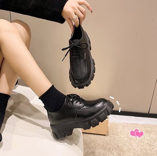 Small autumn leather shoes British style shoes for women