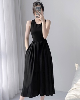 Simple spring dress round neck long dress for women