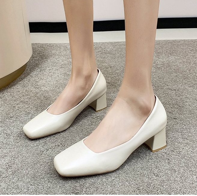 Autumn thick high-heeled shoes low Korean style shoes