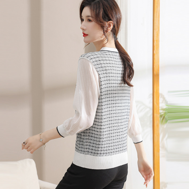 Knitted tops fashion and elegant bottoming shirt for women