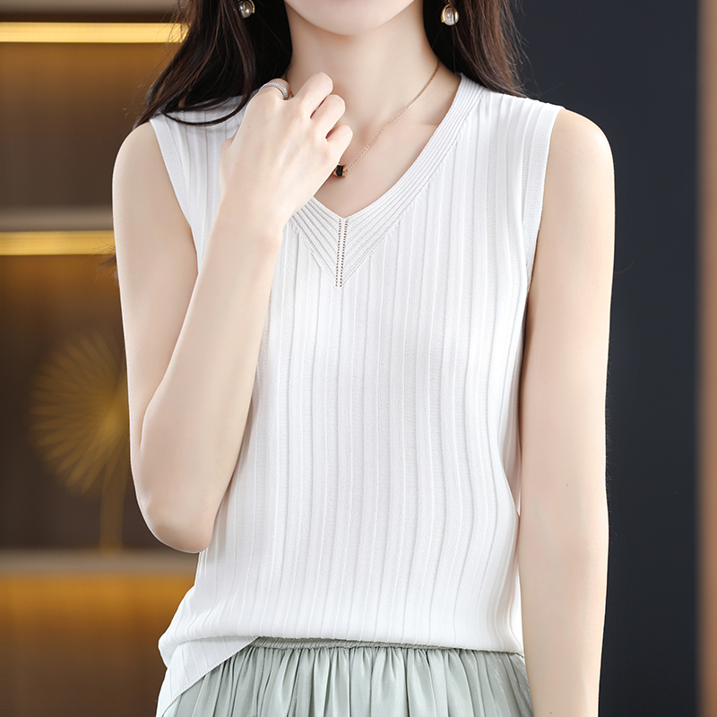 Knitted summer T-shirt sling business suit for women