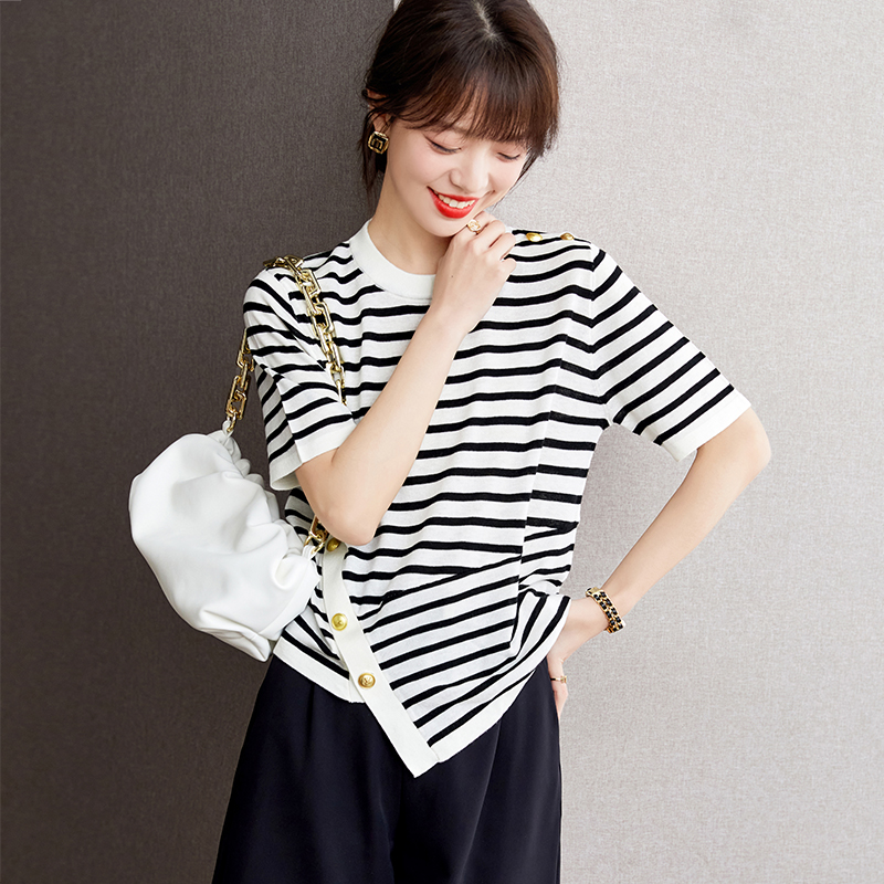 Short sleeve ice silk T-shirt stripe oblique buckle tops