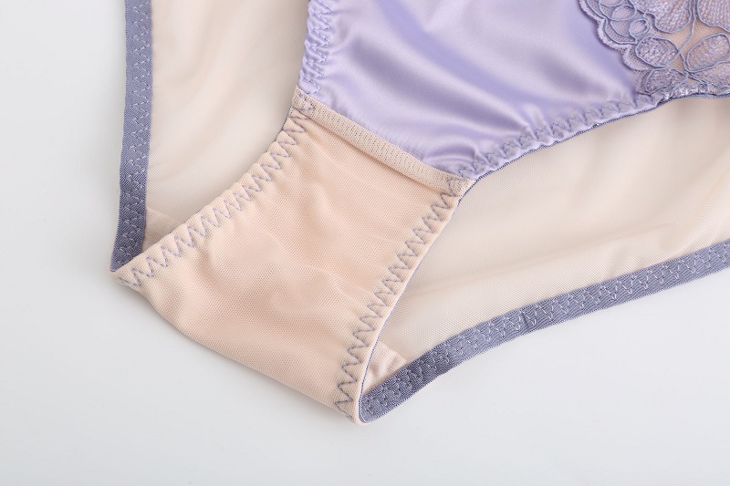 Lace embroidery Bra big chest underwear a set