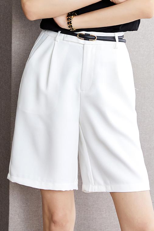 White straight five pants slim thin shorts for women