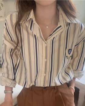 Long sleeve college style embroidery stripe shirt