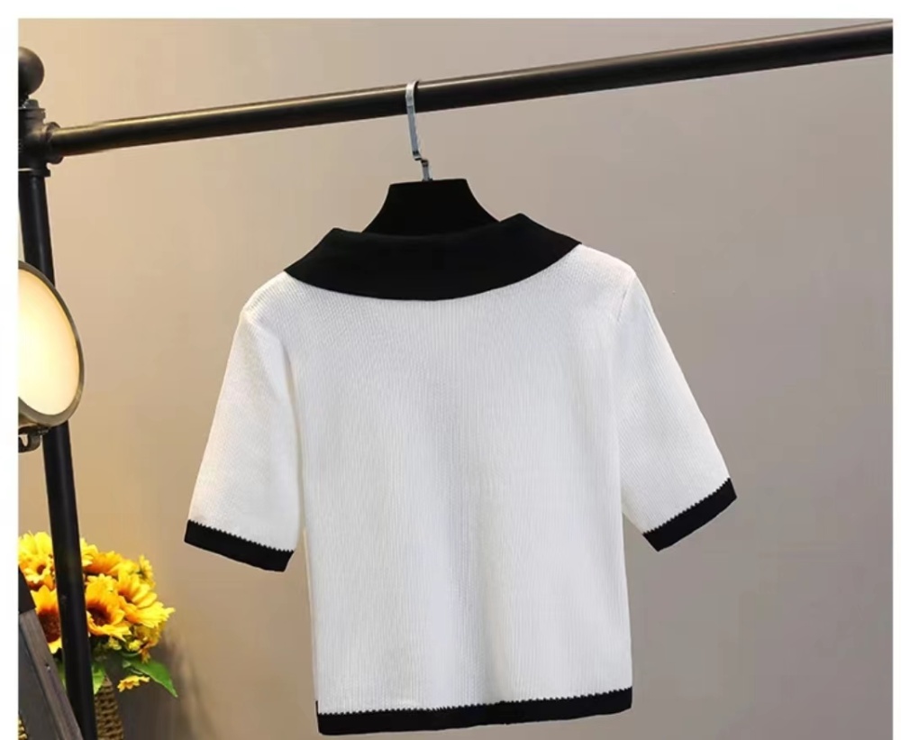 Knitted slim fashion and elegant tops for women