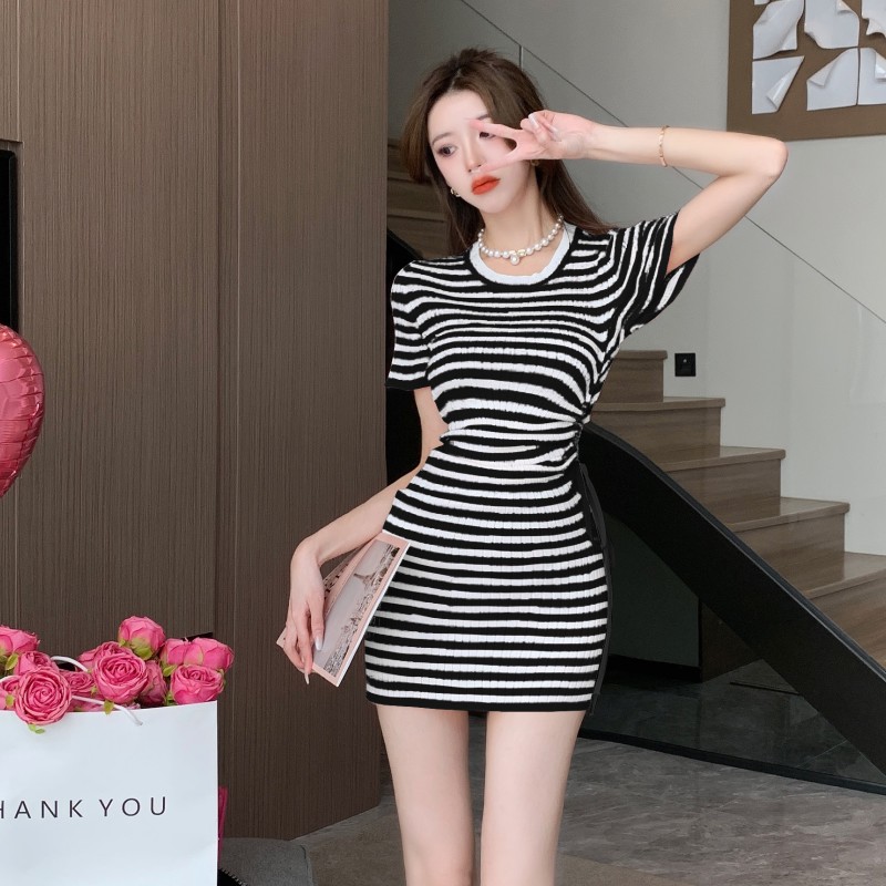 Unique stripe sexy pinched waist dress for women