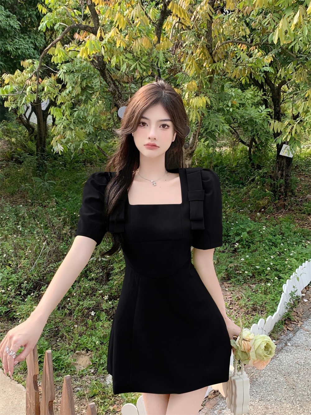 Puff sleeve bow small square collar dress