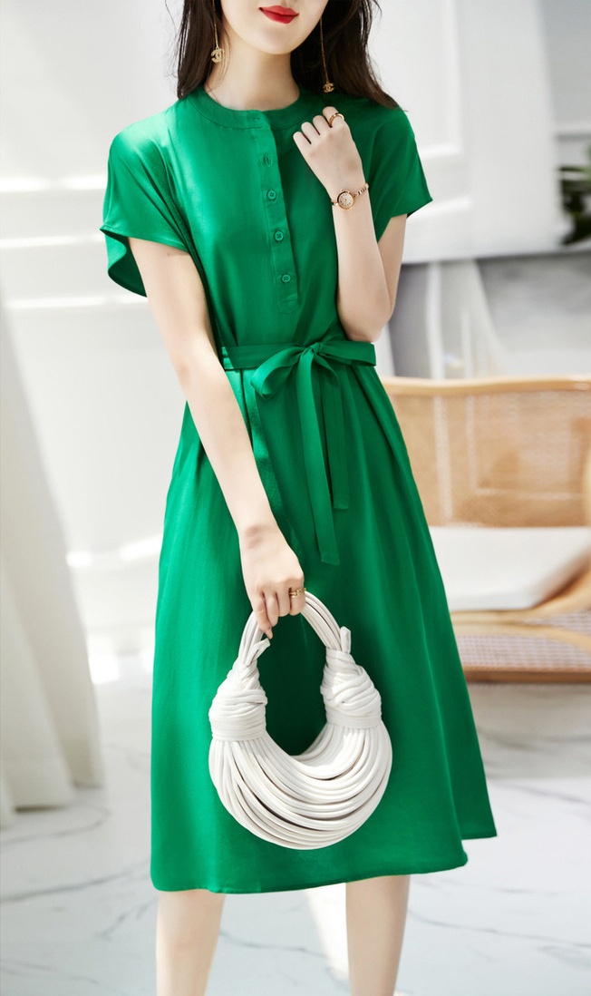 Loose straight round neck commuting summer dress for women