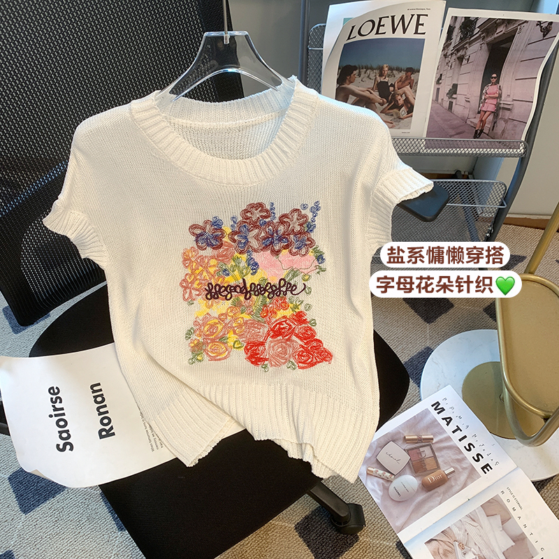 Flowers summer T-shirt sleeveless white sweater for women