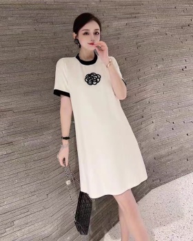 Knitted slim fashion and elegant colors dress for women