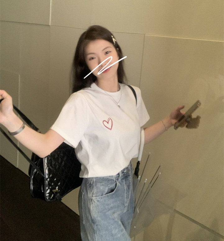 Embroidery loose heart tops simple bottoming T-shirt