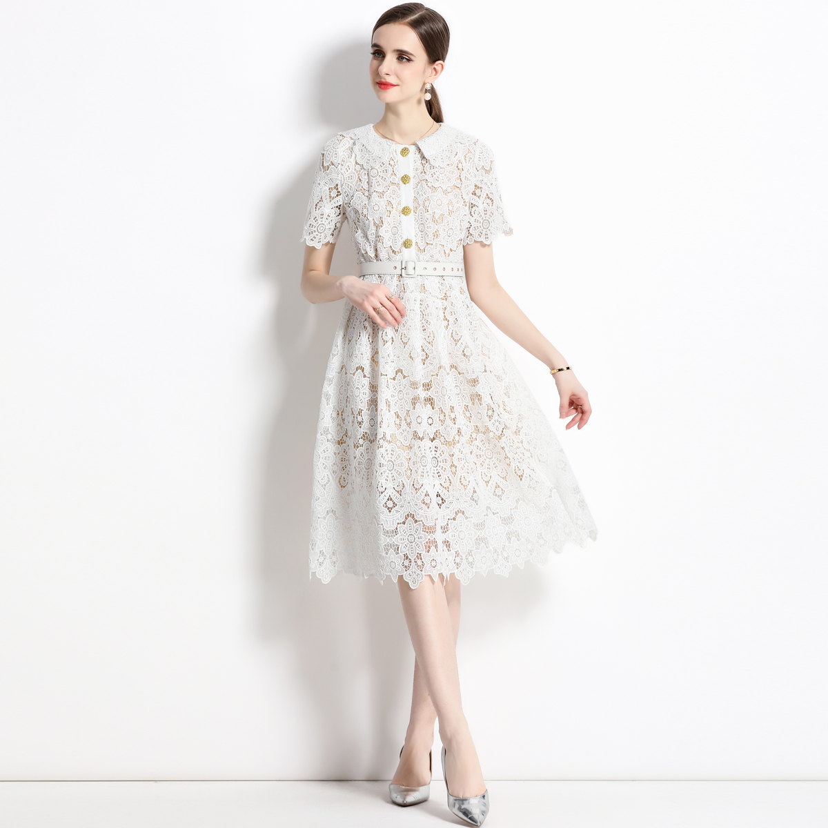 Lace collar hollow pinched waist embroidery dress