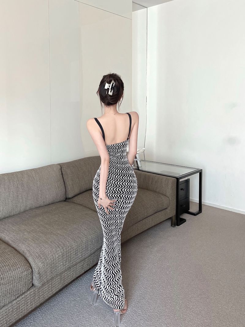 Package hip sling dress halter ripple long dress