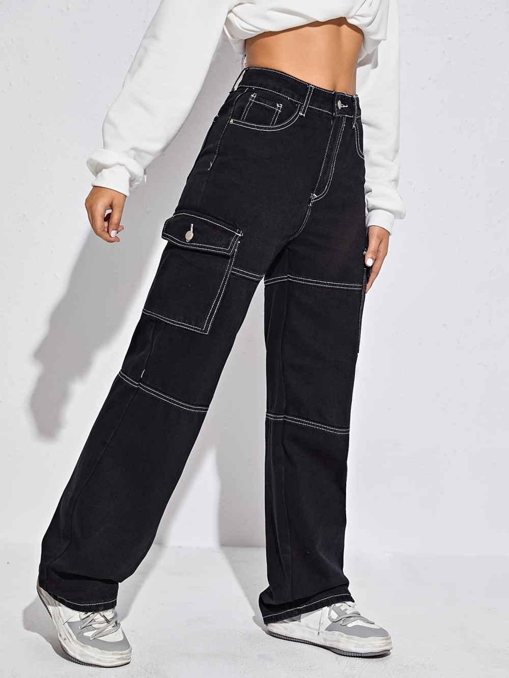 Straight black pants pocket jeans for women