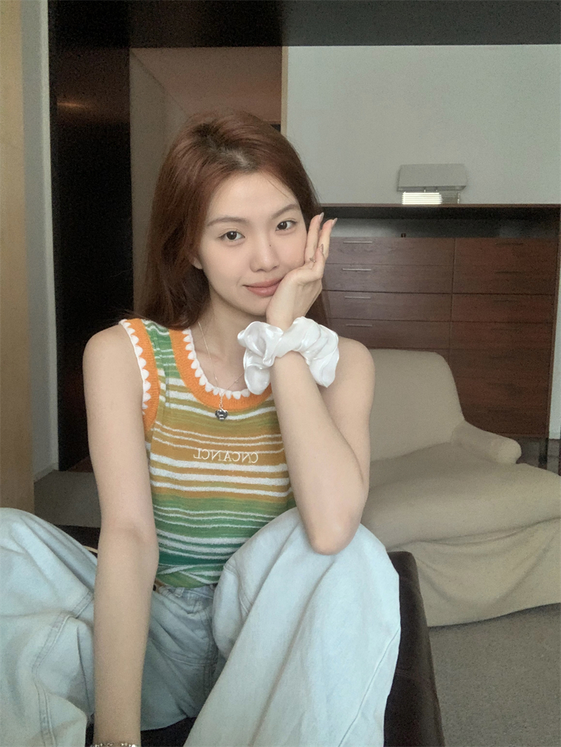 Simple knitted vest Korean style stripe tops for women