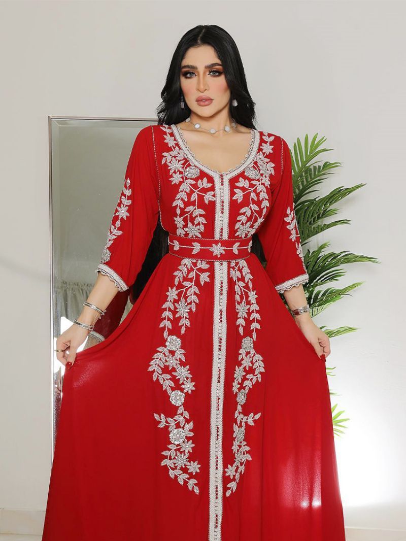 Embroidered robe spring and summer evening dress