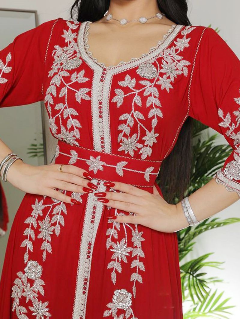 Embroidered robe spring and summer evening dress