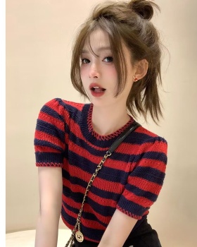 Knitted stripe round neck Casual simple T-shirt