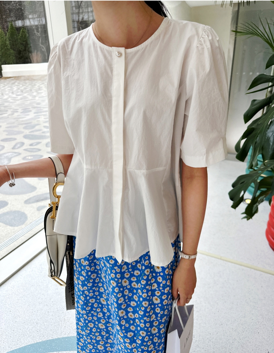 Casual puff sleeve summer tops back pleated Korean style shirt