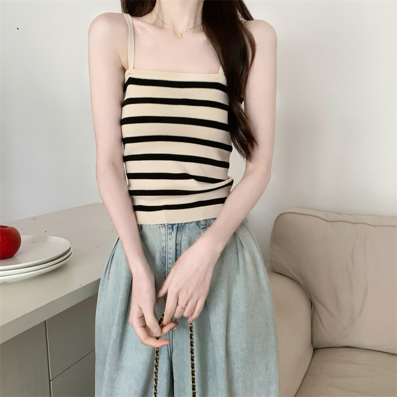 Mixed colors stripe all-match wears outside summer vest