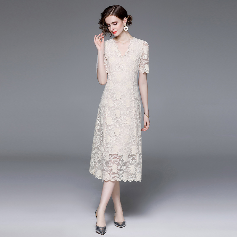 Big skirt hook flower hollow retro long V-neck lace dress