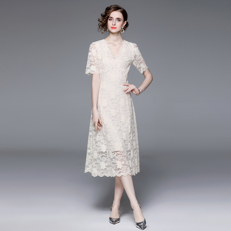 Big skirt hook flower hollow retro long V-neck lace dress