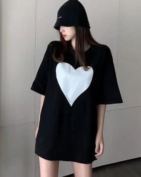 Heart round neck T-shirt white short sleeve tops for women
