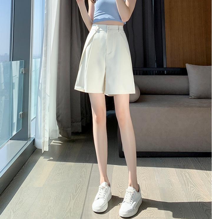 Slim wide leg shorts wears outside business suit for women