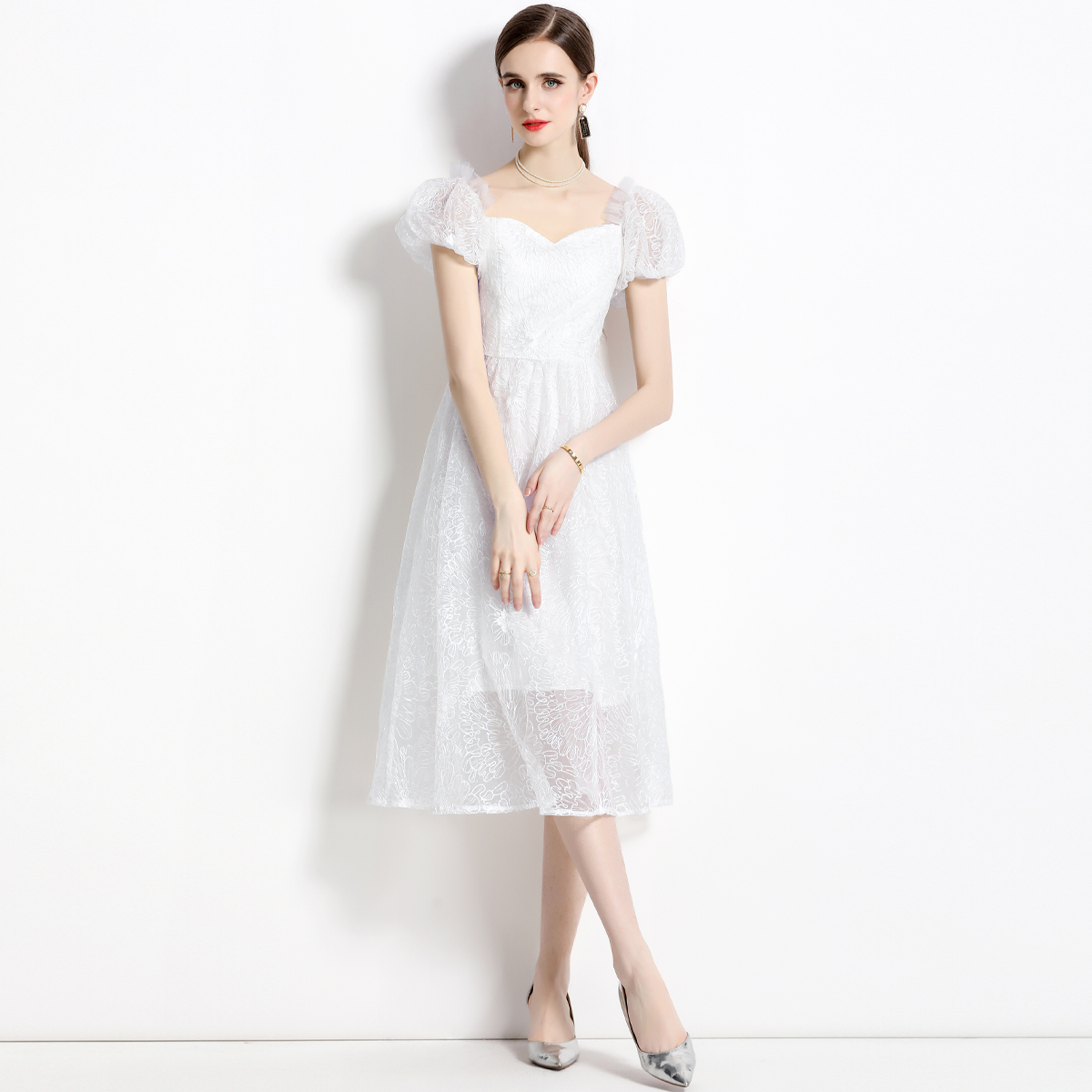 Sweet France style embroidery puff sleeve dress for women