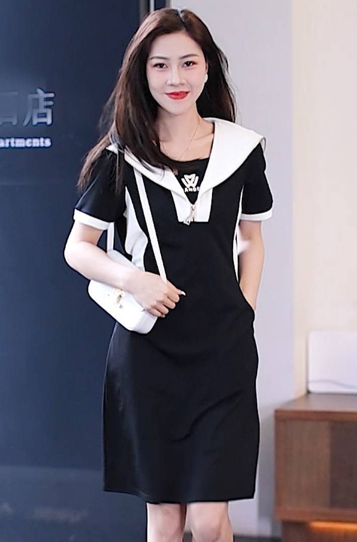 Lapel long short sleeve Western style fashionable dress