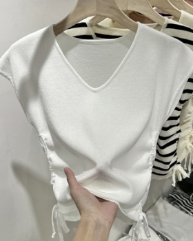 V-neck bottoming shirt stripe T-shirt for women