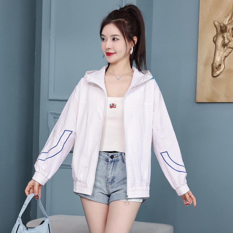 Summer light sunscreen air conditioning hooded thin coat